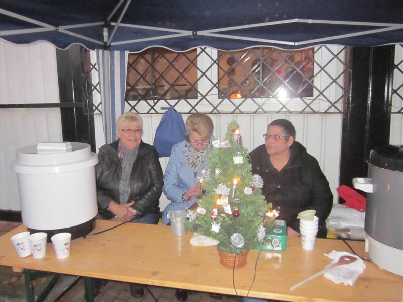 22.11.2014 Punsch bei Wacker Gladbeck&6.12. Nikolaus MK 014.jpg